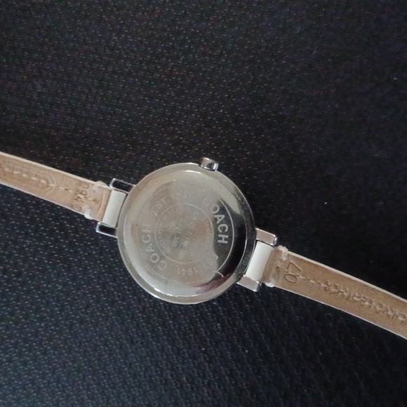 Coach watch - Picture 2 of 4
